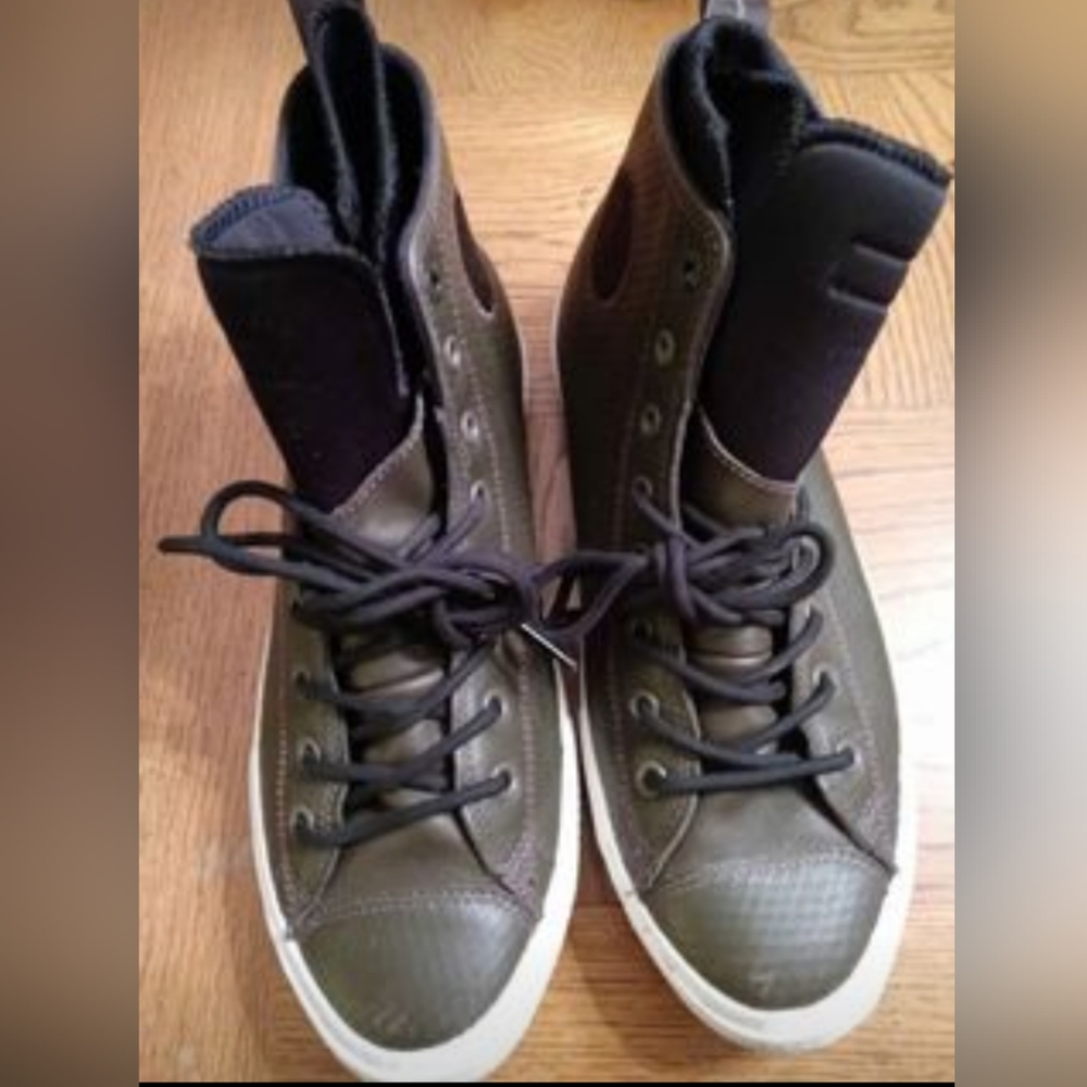 Chuck Taylor Counter Climate Waterproof Brown Leather  Mens size 12 Women's 14